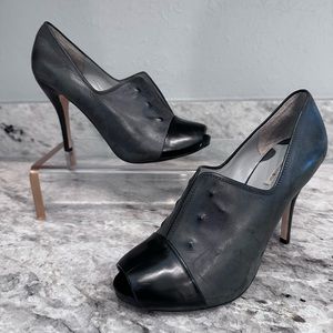 Max Studio peep toe stilettos Sz 7.5